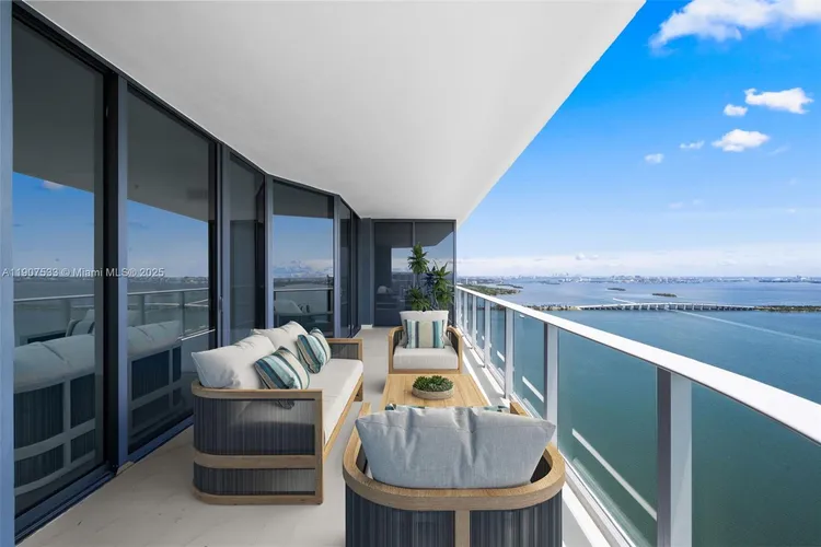 Aria Reserve South Tower #2607 image #31
