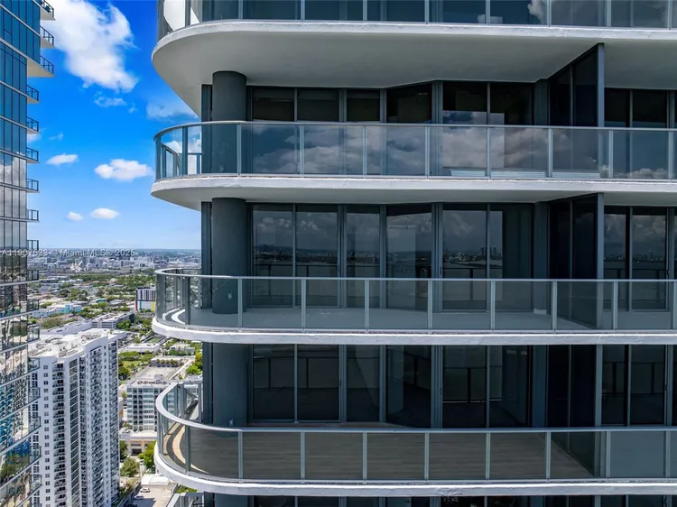 Aria Reserve South Tower #2607 image #77