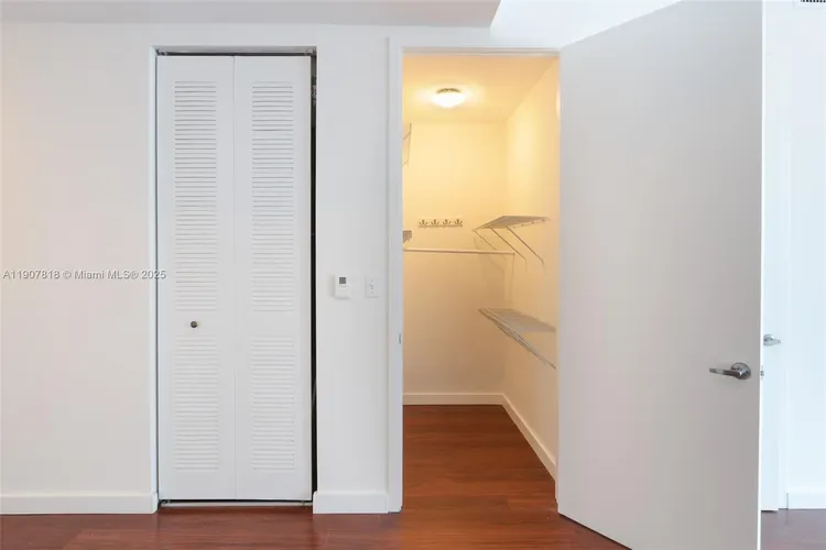 Edgewater Lofts #501 image #15