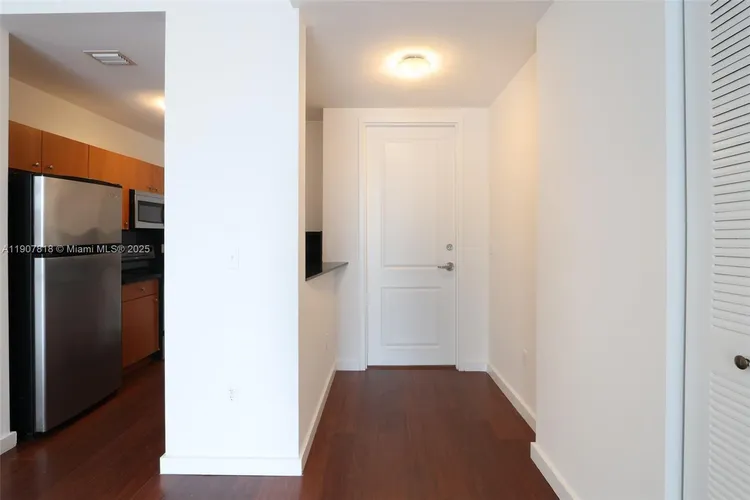 Edgewater Lofts #501 image #17