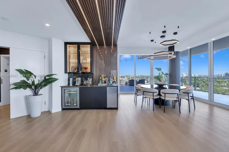 Riva Fort Lauderdale #1602 image #23