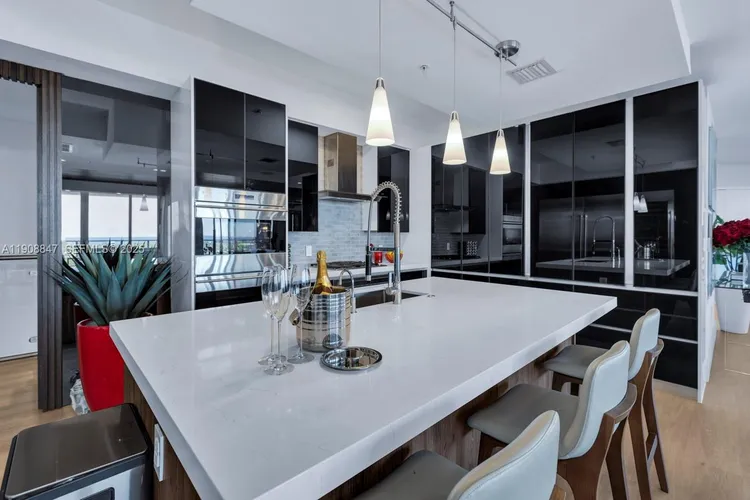 Riva Fort Lauderdale #1602 image #33