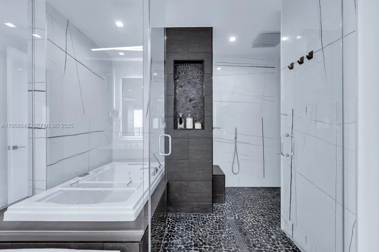 Riva Fort Lauderdale #1602 image #44