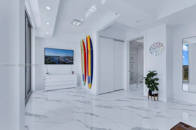 Riva Fort Lauderdale #1602 image #52