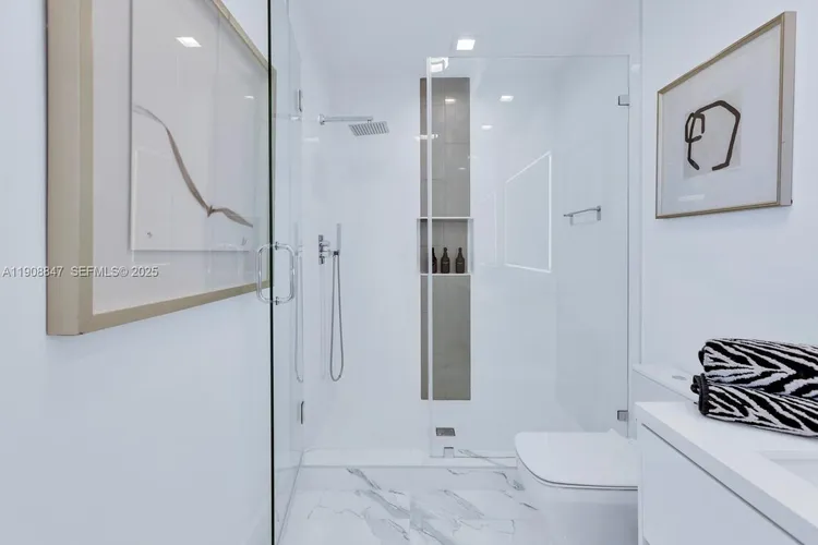 Riva Fort Lauderdale #1602 image #54