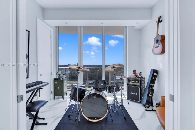 Riva Fort Lauderdale #1602 image #55