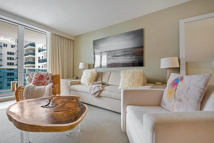 1 Hotel & Homes #1204 image #27