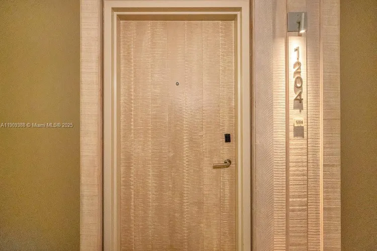 1 Hotel & Homes #1204 image #35