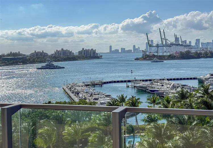 Apogee #704 image #37