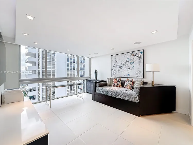 Embassy Towers #15D image #31