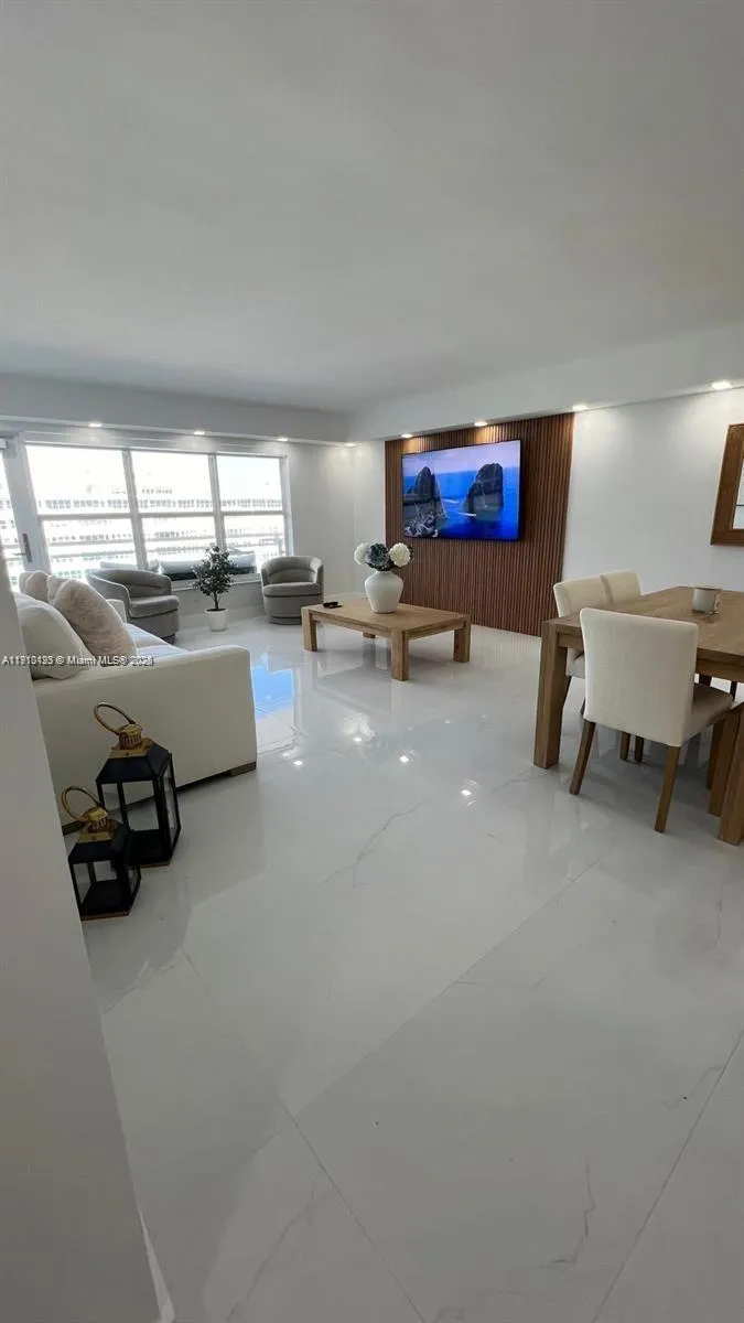 Playa Del Mar #1614 image #25