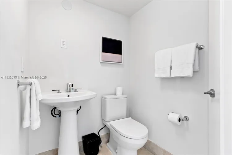 Fontainebleau II Tresor #1604 image #9