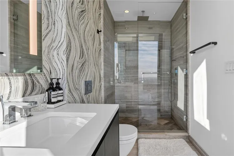 Echo Brickell #4304 image #10