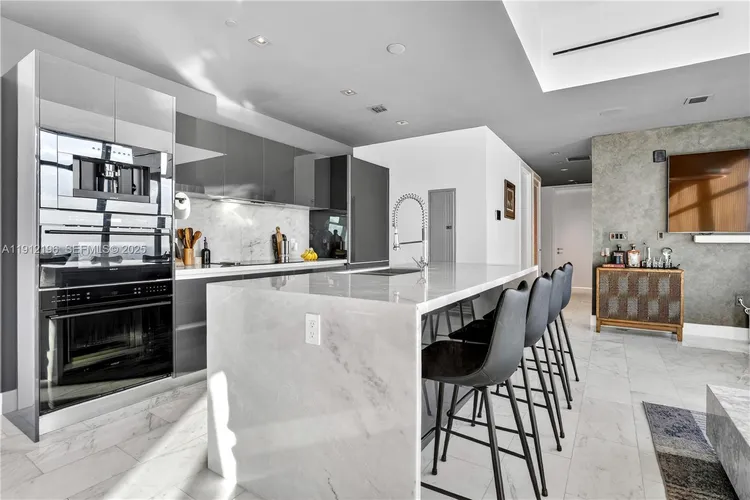 Echo Brickell #4304 image #26