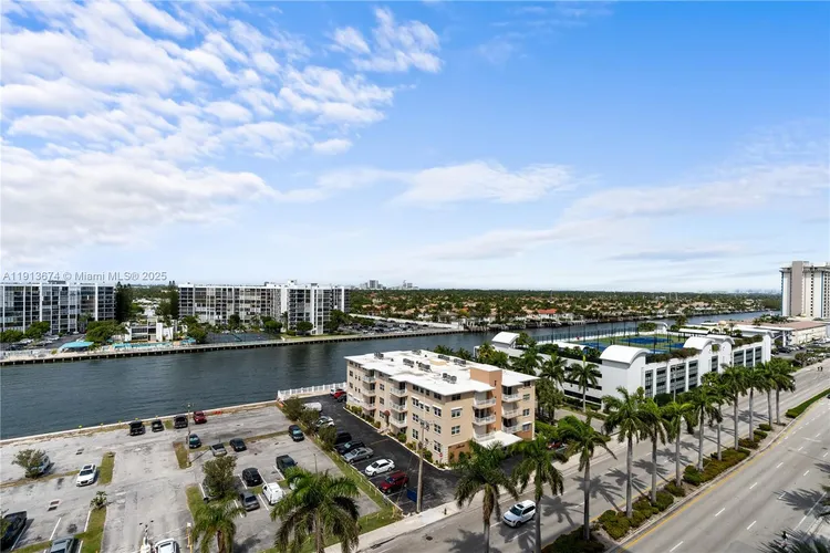 Aquarius Towers #1008N image #30