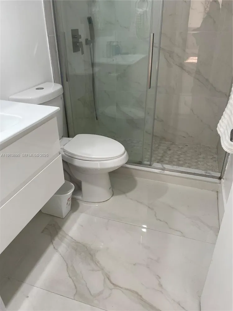 The Tides On Hollywood Beach #11T image #19