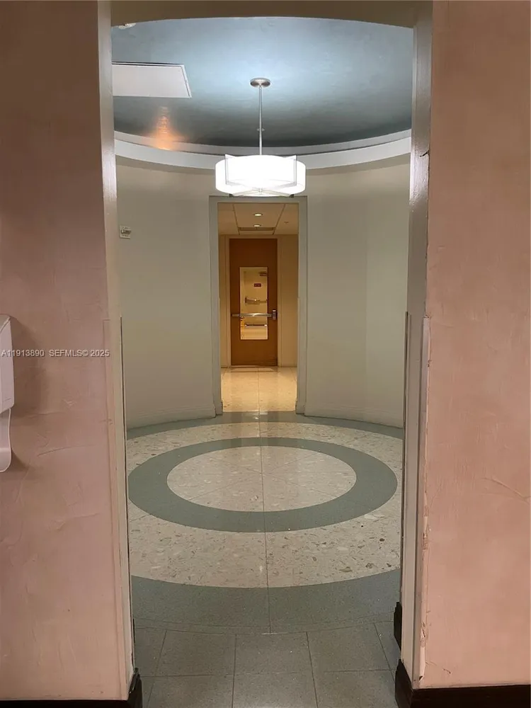 The Tides On Hollywood Beach #11T image #38