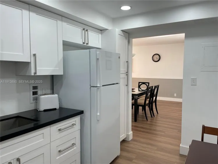 The Tides On Hollywood Beach #11T image #9