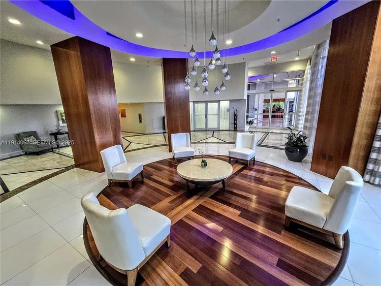 La Gorce #901 image #31