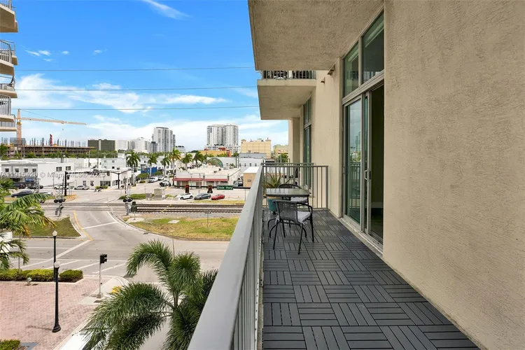 The Lofts at Hollywood Station #417 image #28