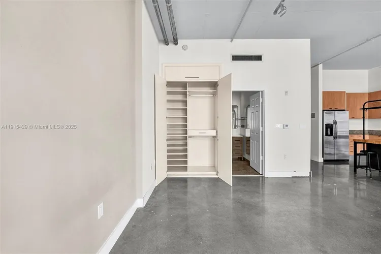 The Lofts at Hollywood Station #417 image #35