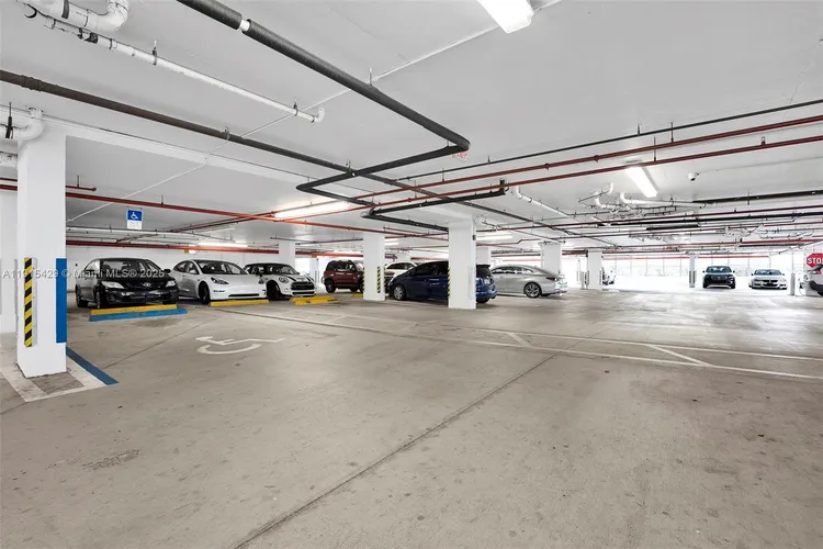 The Lofts at Hollywood Station #417 image #36