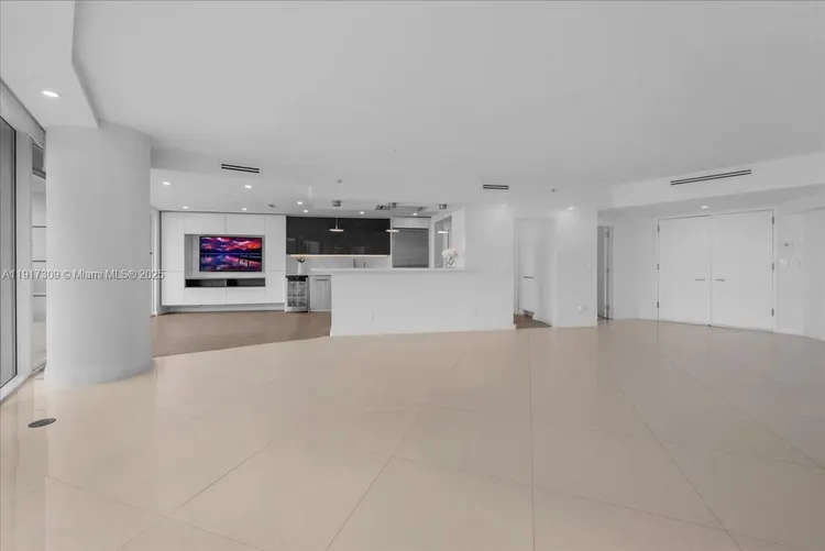 Bristol Tower Condominium #1701 image #16