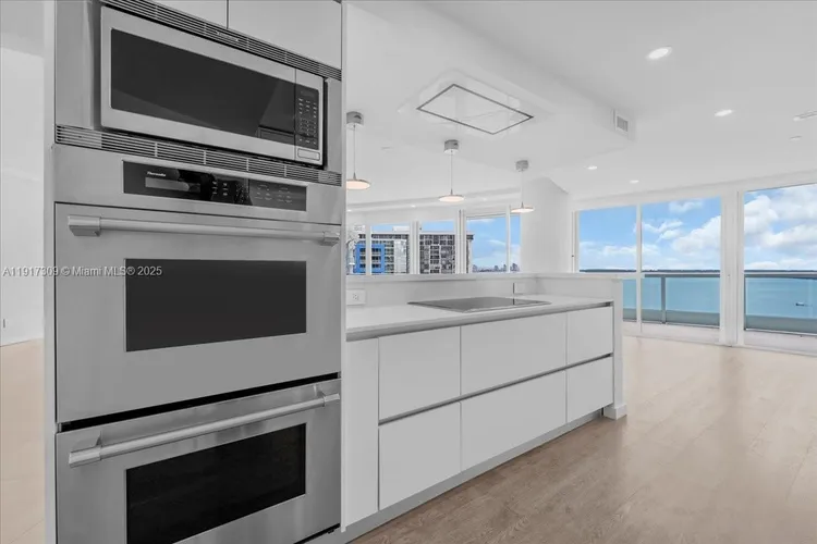 Bristol Tower Condominium #1701 image #9