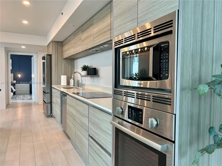 Peloro Miami Beach #617 image #10