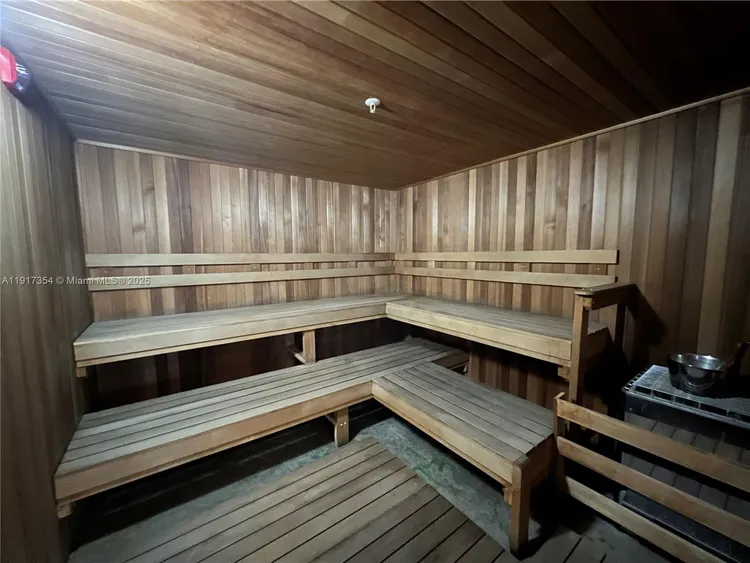 Peloro Miami Beach #617 image #28