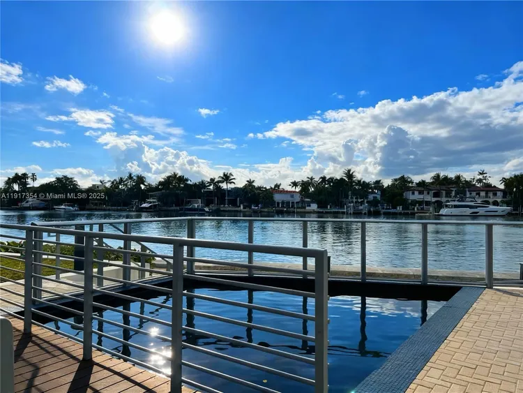 Peloro Miami Beach #617 image #35