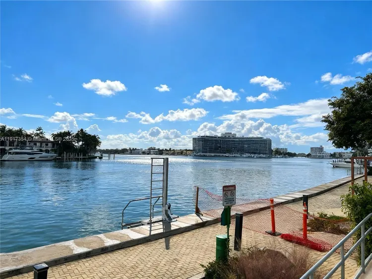 Peloro Miami Beach #617 image #37