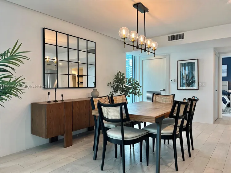 Peloro Miami Beach #617 image #9