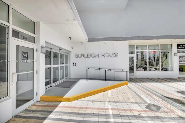 Burleigh House #1614 image #32