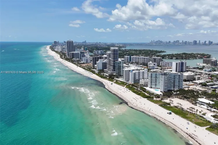 Burleigh House #1614 image #33