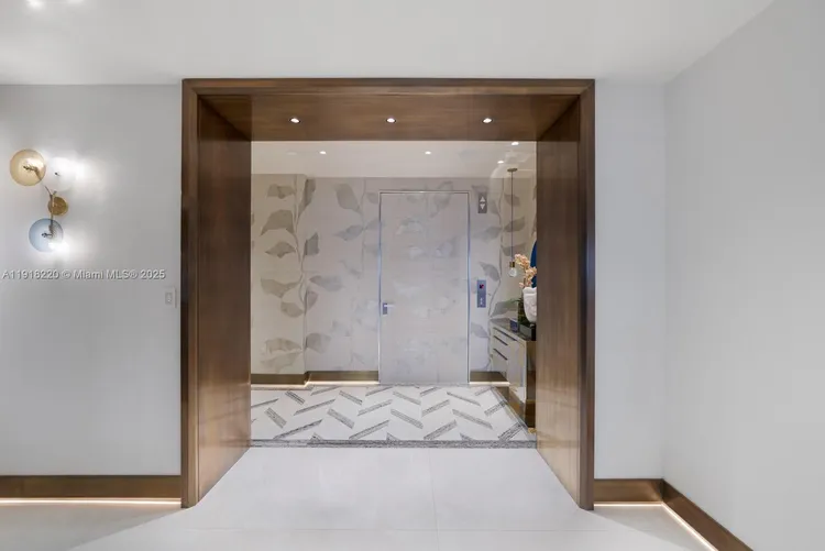 Palazzo Della Luna #6864 image #34