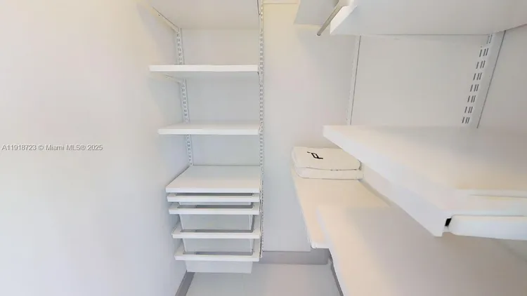 Porsche Design Tower #4804 image #52