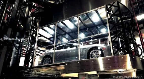 Porsche Design Tower #4804 image #7