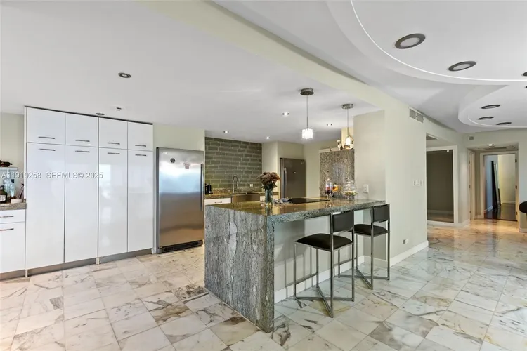 Cricket Club Miami #1903 image #8