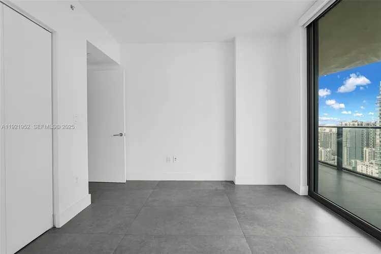 Dua Miami (SLS Hotel and Residences) #2811 image #23