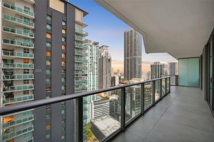 Dua Miami (SLS Hotel and Residences) #2811 image #29