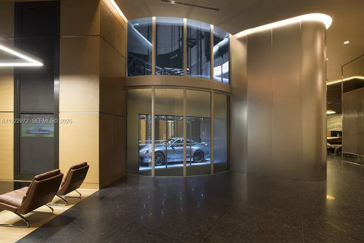 Porsche Design Tower #4404 image #56