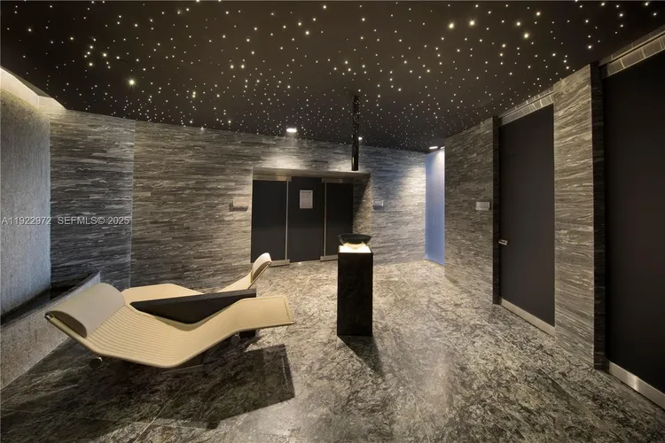 Porsche Design Tower #4404 image #81