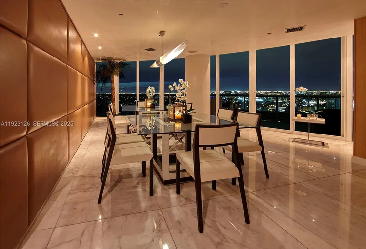 Santa Maria #2902 image #6