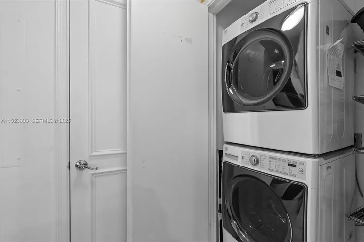 Ritz-Carlton Coconut Grove #1505 image #31