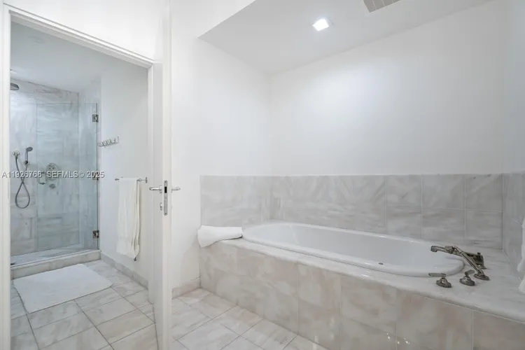 Continuum II North #1506 image #7