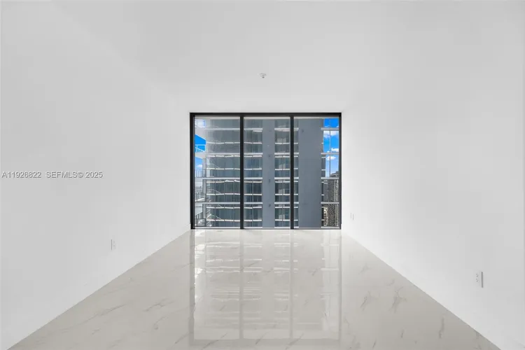 Aria Reserve South Tower #4607 image #12