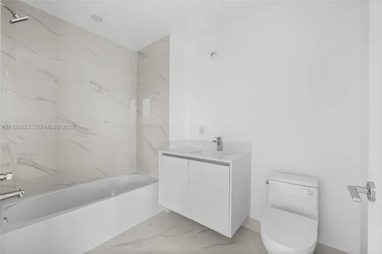 Aria Reserve South Tower #4607 image #40