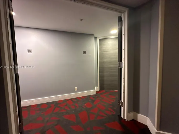 Gallery One DoubleTree #311 image #12