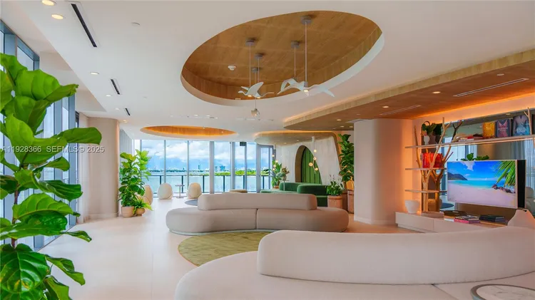 Aria Reserve South Tower #2905 image #30